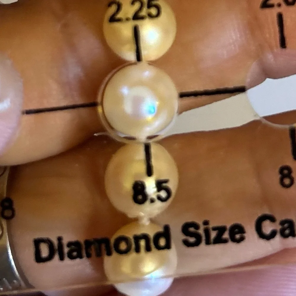 Vintage 14K yellow good clasp
8.50MM Tasaki 21” Cultured Akoya Pearl Necklace - Picture 12 of 15